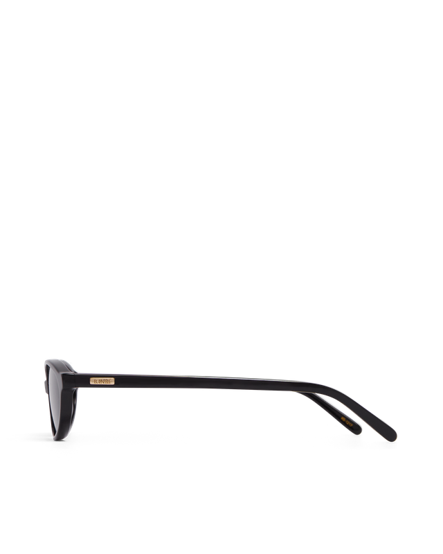 The Rodrigo by BANBE are oval sunglasses designed with a sleek, streamlined silhouette for effortlessly refined styling.
