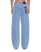 Low-rise relaxed straight leg jean with classic five pocket styling. Made from premium rigid denim in an
easy washed light blue wash. Designed to sit low on hips and stack at the hem for a baggy look. Featuring&nbsp;branded hardware and Ksubi T-box and 3x4 branding.