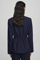 MSCH Freylia Straight Blazer - Modern Tailoring, Two Ways

Clean, considered tailoring with the versatility to make it your own. The MSCH Freylia Straight Blazer is a classic single-breasted blazer reworked with a slim waist belt, giving you the option to wear it straight and relaxed or cinched for a more defined silhouette.