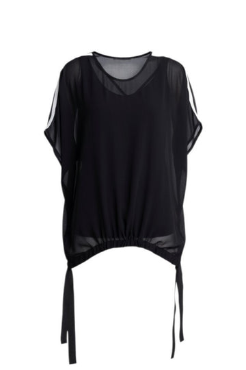 A true N-E-S icon, the Vanotti Tape Top is the piece customers return for season after season. Light, relaxed and beautifully easy to wear, it’s designed to be your effortless throw-on style for days when comfort and simplicity matter most.