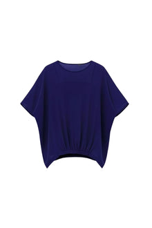 N-E-S Repeat Top - A Favourite, Repeated

Back for summer by popular demand. The N-E-S Repeat Top is a top-selling silhouette loved for its effortless drape, relaxed shape and clever detailing that does the styling for you.

Designed and made responsibly in New Zealand