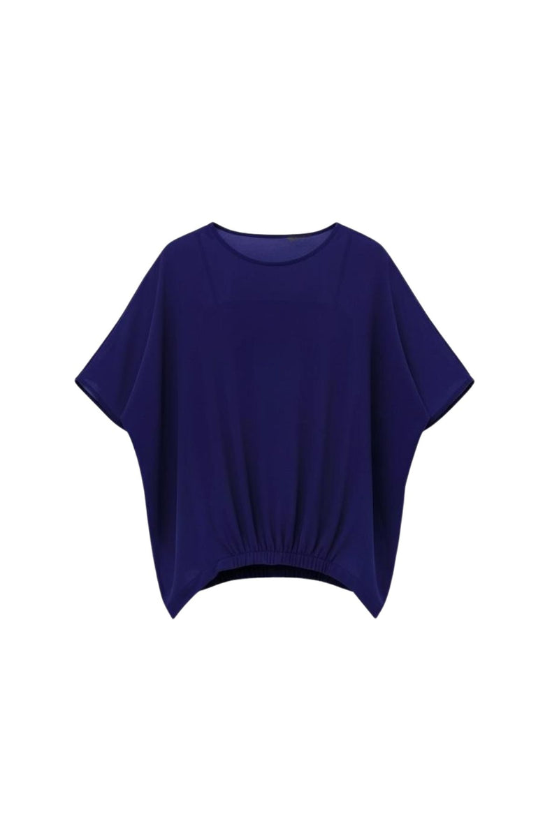 N-E-S Repeat Top - A Favourite, Repeated

Back for summer by popular demand. The N-E-S Repeat Top is a top-selling silhouette loved for its effortless drape, relaxed shape and clever detailing that does the styling for you.

Designed and made responsibly in New Zealand