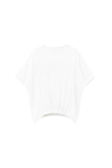N-E-S Repeat Top - A Favourite, Repeated

Back for summer by popular demand. The N-E-S Repeat Top is a top-selling silhouette loved for its effortless drape, relaxed shape and clever detailing that does the styling for you.

Designed and made responsibly in New Zealand