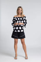 Ease Daisy Top - Relaxed, Feminine and Made to Move

An effortless piece designed for versatility and ease. The N-E-S Ease Top offers a soft, flowing silhouette that can be styled your way - bringing a sense of ease and femininity to everyday dressing.

Designed and made responsibly in New Zealand