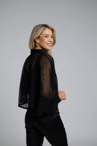 The NES Bioko – a versatile, modern essential designed for effortless wear. Flattering, easy to style and proudly made in New Zealand.