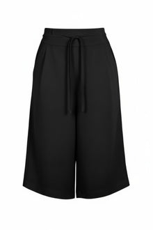 The N-E-S Rita Short – a linen-cotton short with relaxed fit, pleat detail and elastic waist. Lightweight, versatile and NZ made.