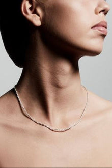 PILGRIM | PAM NECKLACE

Twist up your style! The silver-plated PAM necklace from Pilgrim’s Classic collection brings a fresh spin with its cordel chain design. This twisted chain serves up a timeless, classy vibe—think of it as the ultimate staple for your jewellery line-up. Wear it solo for that clean, effortless statement or layer it with other chains to nail the stacked look.&nbsp;