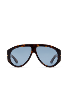 The Amelia Sunglasses by BANBE are a modern aviator-inspired essential designed to bring effortless cool and everyday polish to your accessories collection.