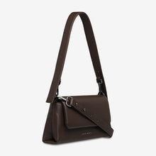 We don't take calling this bag Zenith lightly. As the new high point of your bag collection, 'Zenith' comes with a longer strap for use as a relaxed crossbody, or swap in the shorter strap to transform her into a dressier shoulder bag. On the back of the bag there's a slider pocket for easy phone storage/access, and on the front, a fancy magnet close flap that'll have you opening and closing her just for the hell of it.